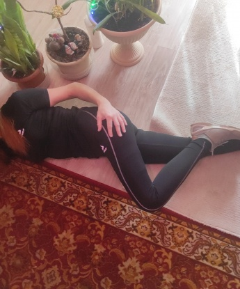 Со мной ты окунешься в мир чувственного удовольствия и безудержной страсти. 💋 Мои умелые ручки и упругое тело приведут тебя к нирване. Я открыта для разнообразных экспериментов, от классического секса до захватывающего БДСМ. Фото говорят обо мне больше тысячи слов - моя аппетитная фигурка и сочные губки жаждут твоих нежных прикосновений. 😉 Отзывы моих довольных клиентов говорят сами за себя. Предлагаю встречу уютно и безопасно у меня или выезд к тебе. Доверь мне свои сокровенные фантазии и я подарю тебе незабываемые мгновения наслаждения! 💫✨ Виктория
