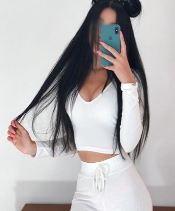 Опыт и креативность - мои козыри 💃. У меня есть все, чтобы сделать нашу встречу незабываемой. Я могу удовлетворить все твои фантазии и желания 😈. Фото в моем портфолио 👀 говорят сами за себя. Позволь мне провести тебя к вершинам наслаждения. Регулярно получаю положительные отзывы от моих клиентов 👍. Так что, давай сделаем встречу, которую ты будешь помнить надолго 😉✨. Не упусти возможность окунуться в мир страсти со мной. Жду тебя в Москве, чтобы показать, что наши встречи будут лучшими в твоей жизни 💋💫. Только серьезные заявки! 💌 Элина